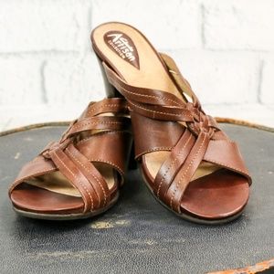 Clarks Artisan Collection Leather Sandals